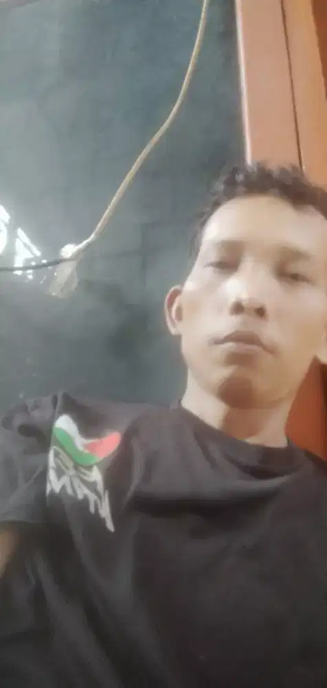 Info loker dong buat saya.bagian ngelas,steam, bongkar muat barang,