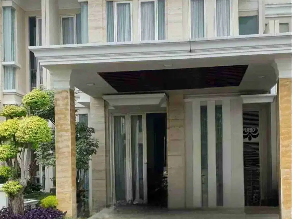 Dijual Rumah di La Riz Golf Residence Pakuwon Indah Surabaya Barat