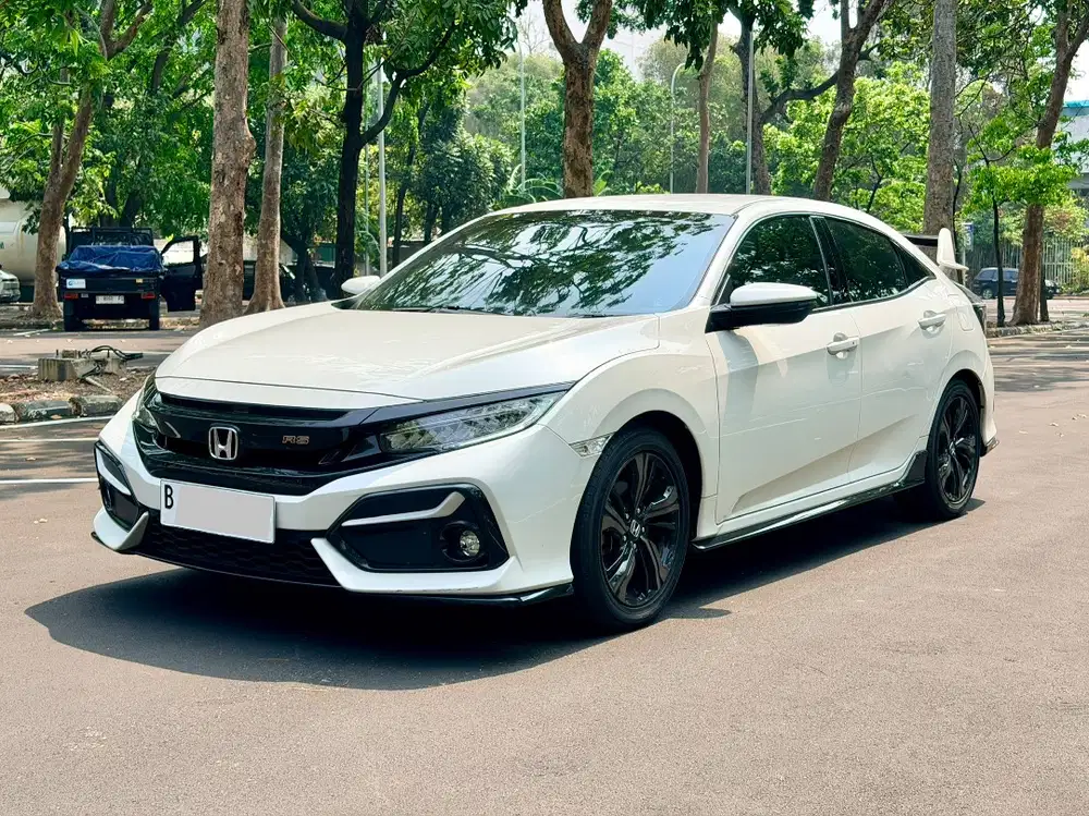 HONDA CIVIC HATCHBACK RS 1.5 AT 2021 PUTIH