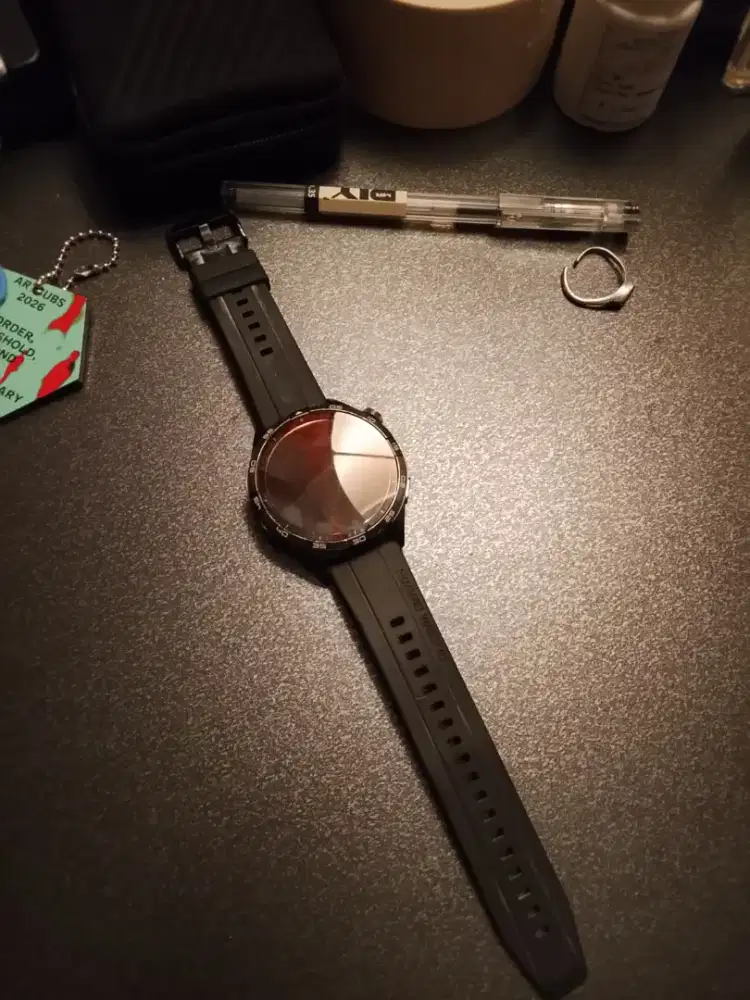 Huawei GT4 dengan charger