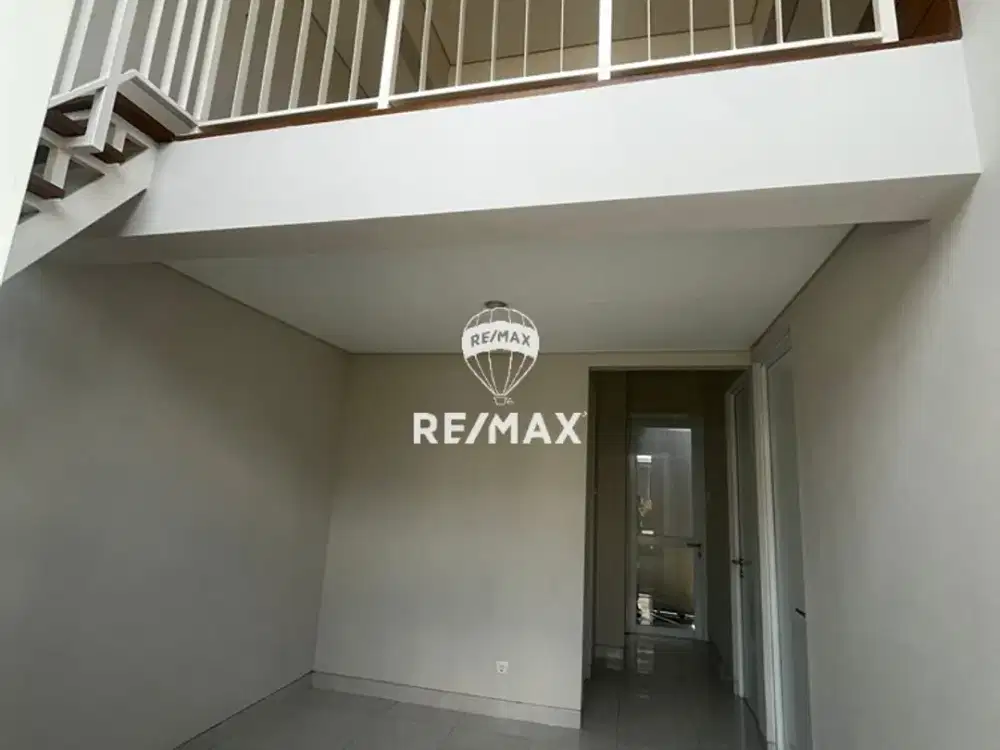 Dijual Rumah dengan mezzanine di Paramount Petals
