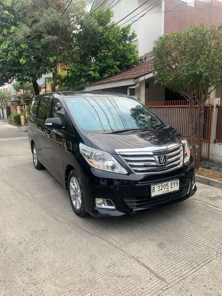 Toyota Alphard 2013 Bensin