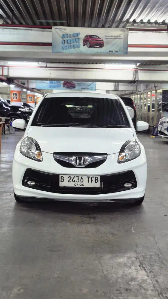 HONDA BRIO E AT KILOMETER RENDAH