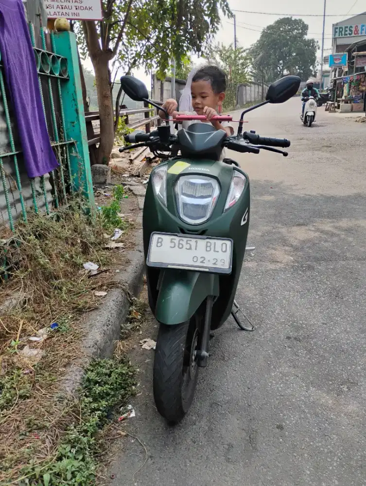 JUAL CEPAT HONDA GENIO CBS ISS 2024 KM.RENDAH (SUDAH DILENGKAPI ALARM)