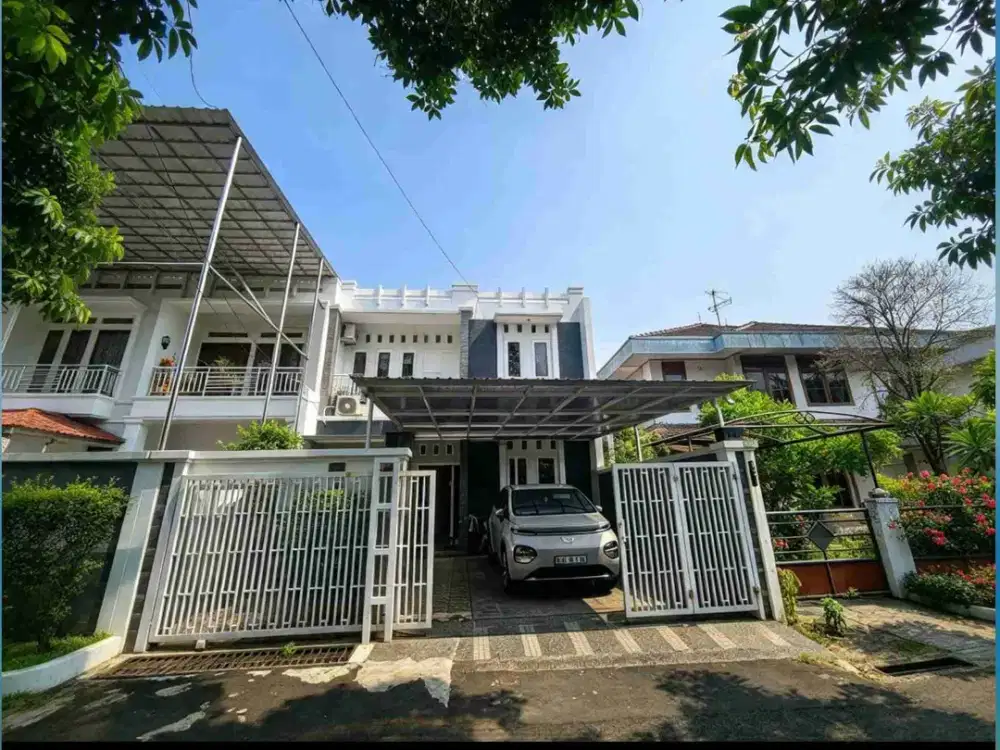 DIJUAL RUMAH MINIMALIST TROPICAL DI PONDOK KELAPA, DUREN SAWIT – SHM