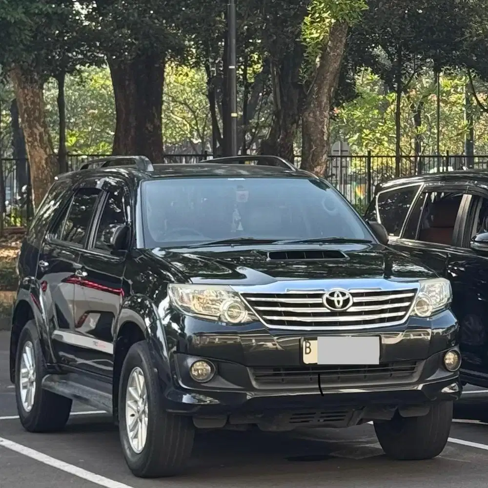 Toyota Fortuner VNT Diesel 2013