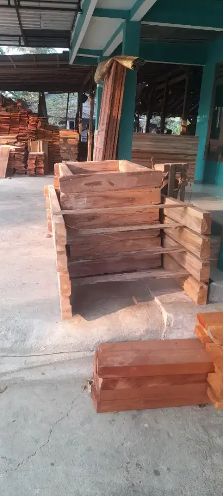 Kusen pintu jati