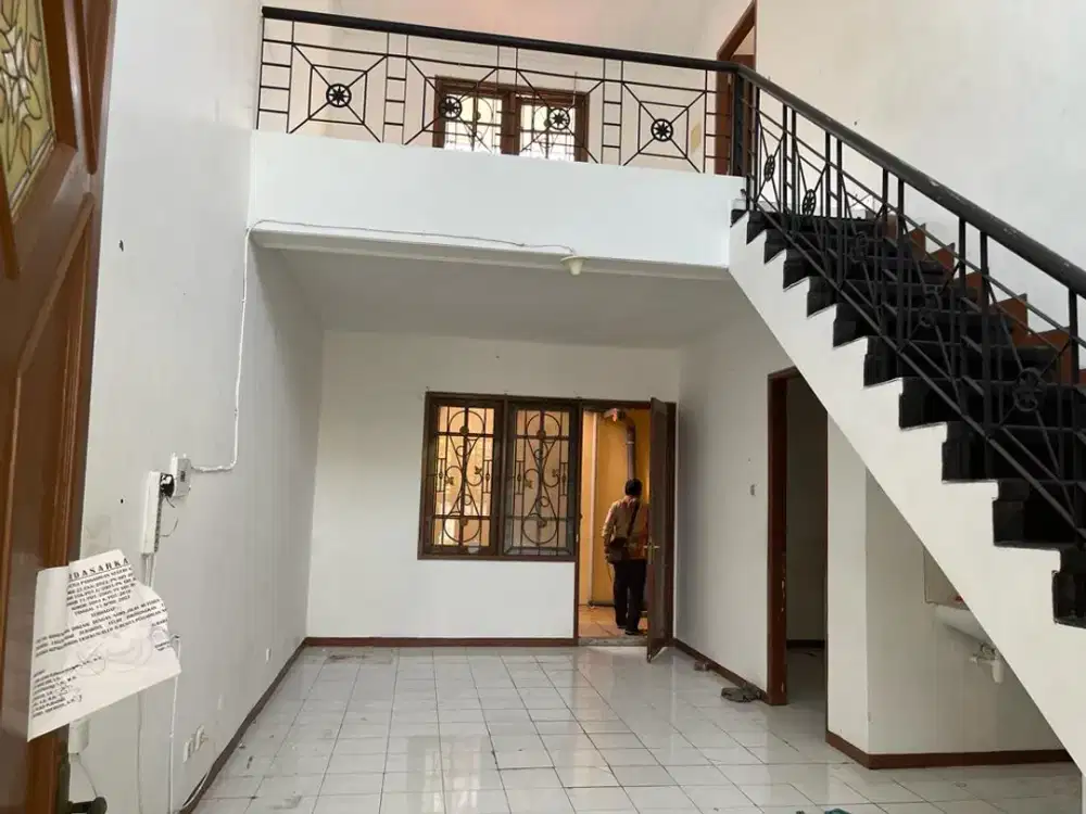 DIJUAL RUMAH 1,5 LANTAI PERUMAHAN LAGUNA