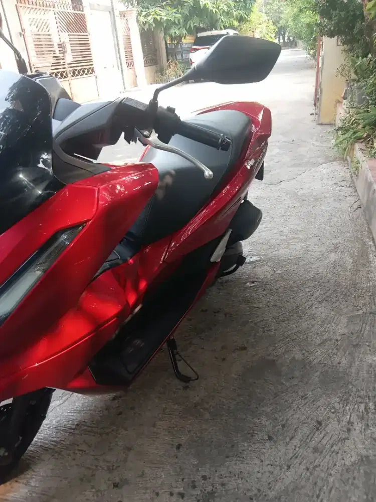 Honda pcx 160 th 2025  bulan 8.km .4000 jarang dipakai