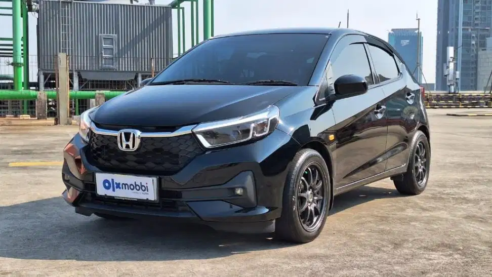 KM Rendah - Honda Brio Satya 1.2 E Bensin-AT 2023