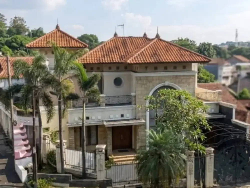 Rumah siap huni semarang barat  dekat jalan tol