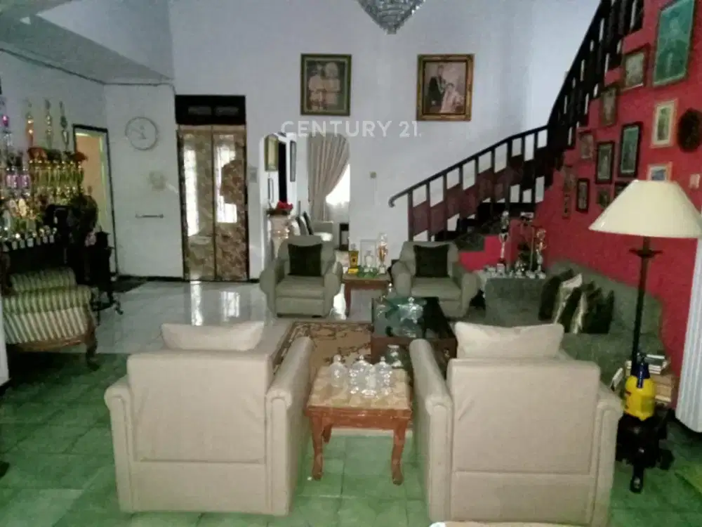 Rumah Furnished 2 Lantai Strategis Di Rawamangun S9932