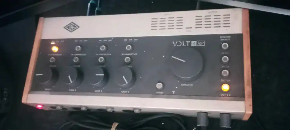 Universal Soundcard VOLT 4 76P