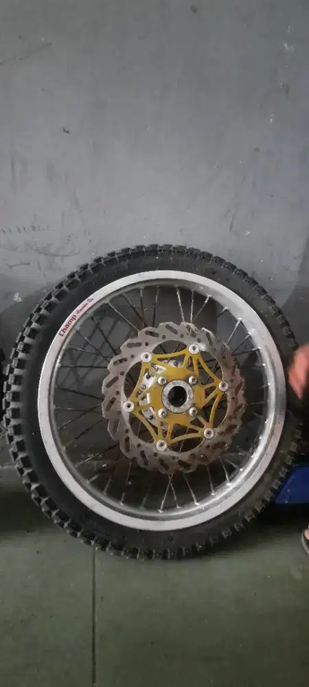 Ban motor plus cakram