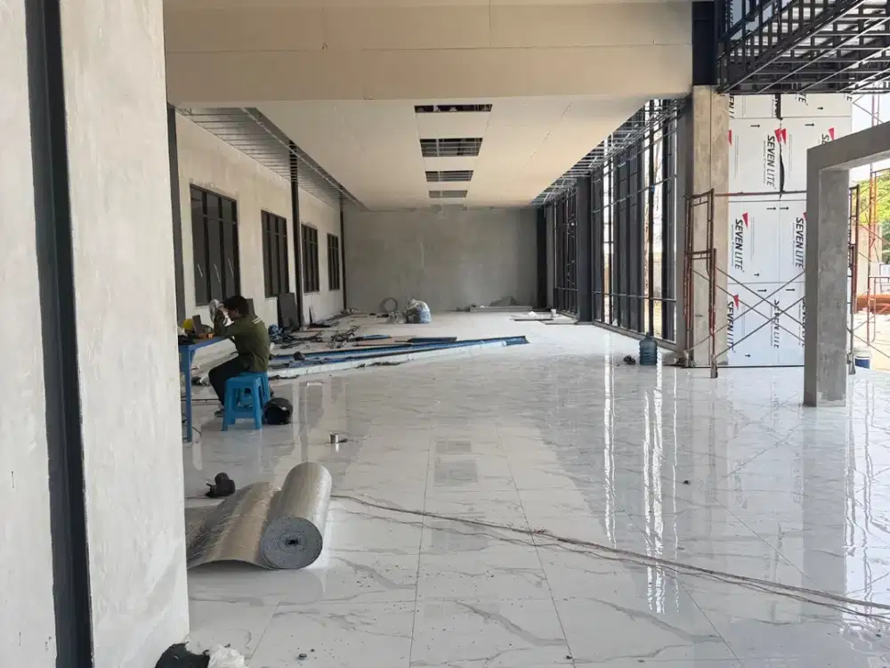Gudang besar industri baru siap pakai di semarang barat