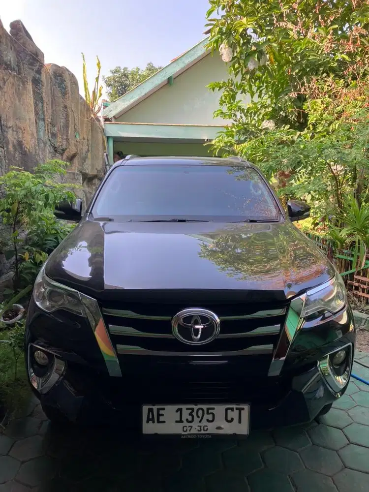 Dijual Cepat: Toyota Fortuner 2.4 G A/T 2017 – Gagah, Irit, Siap Gas!