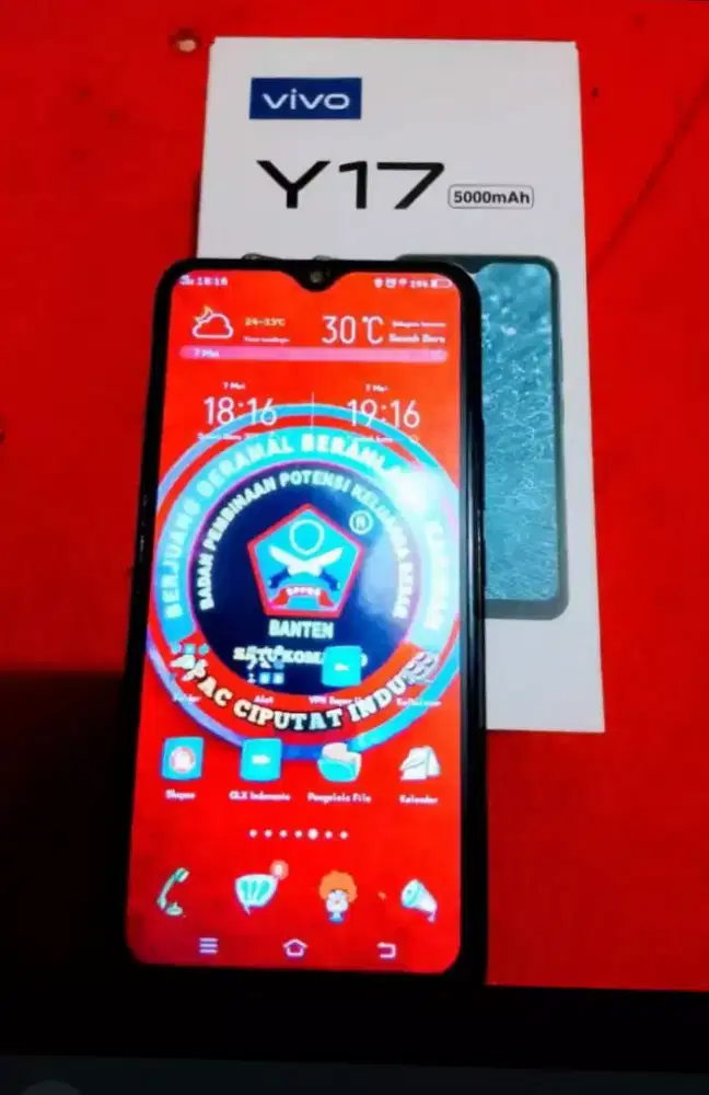 Handphone ViVO Y17