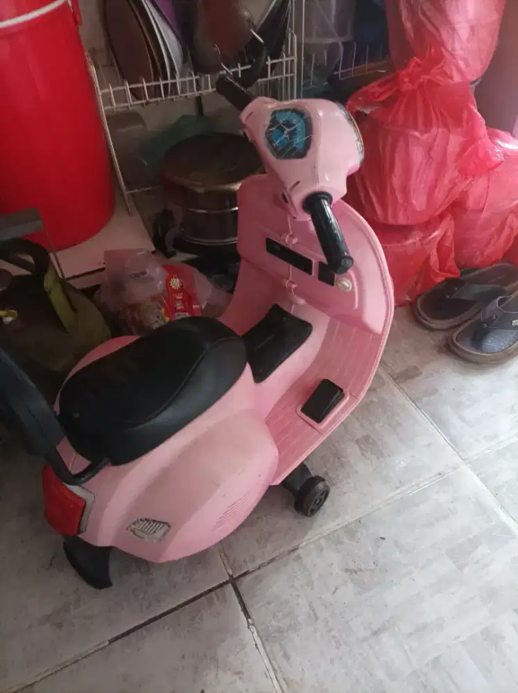 Vespa aki anak anak