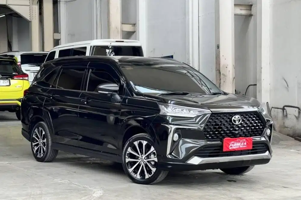 TOYOTA VELOZ Q A/t 1.5 2025 Hitam