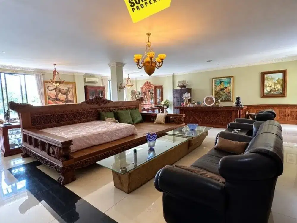 HOT! Dijual Rumah Bagus Besar Luas Elegan 4 Lantai LB 1000 m2 10 KT Harga Menarik Kemang Jakarta Selatan