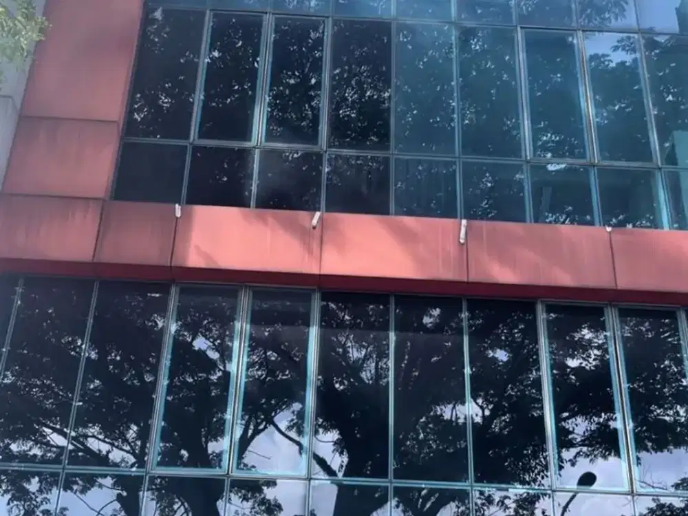 Ruko 4 Lantai Modern Dan Siap Pakai di Jl Boulevard Bintaro Jaya 10802