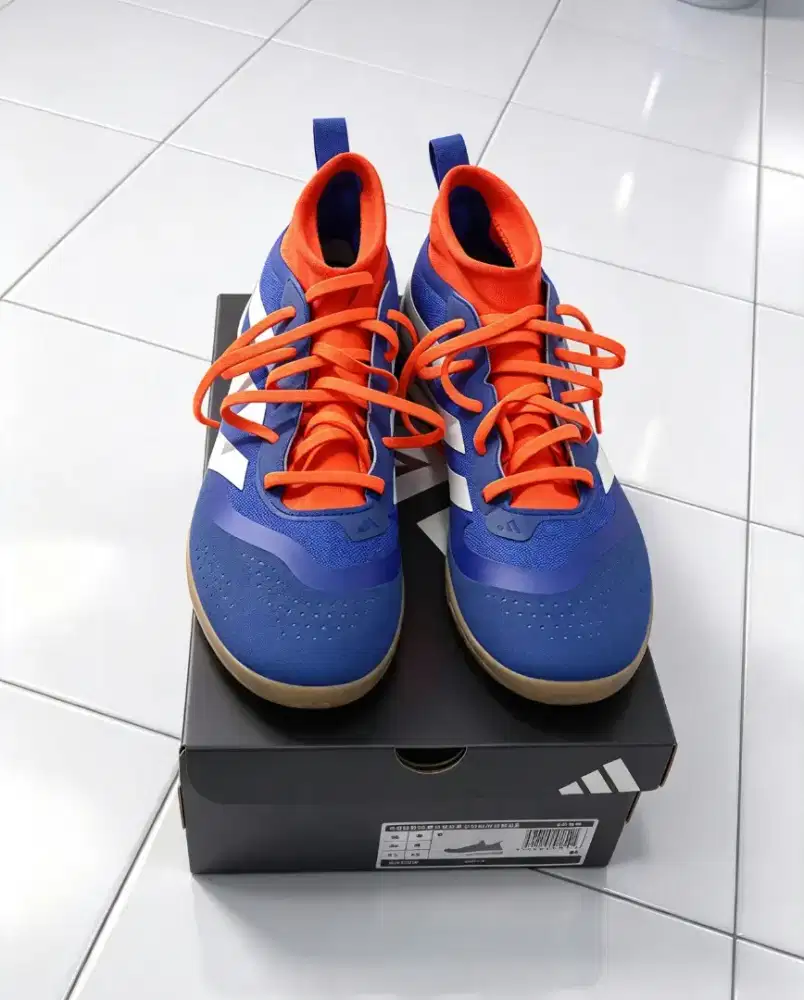 Sepatu Futsal Adidas