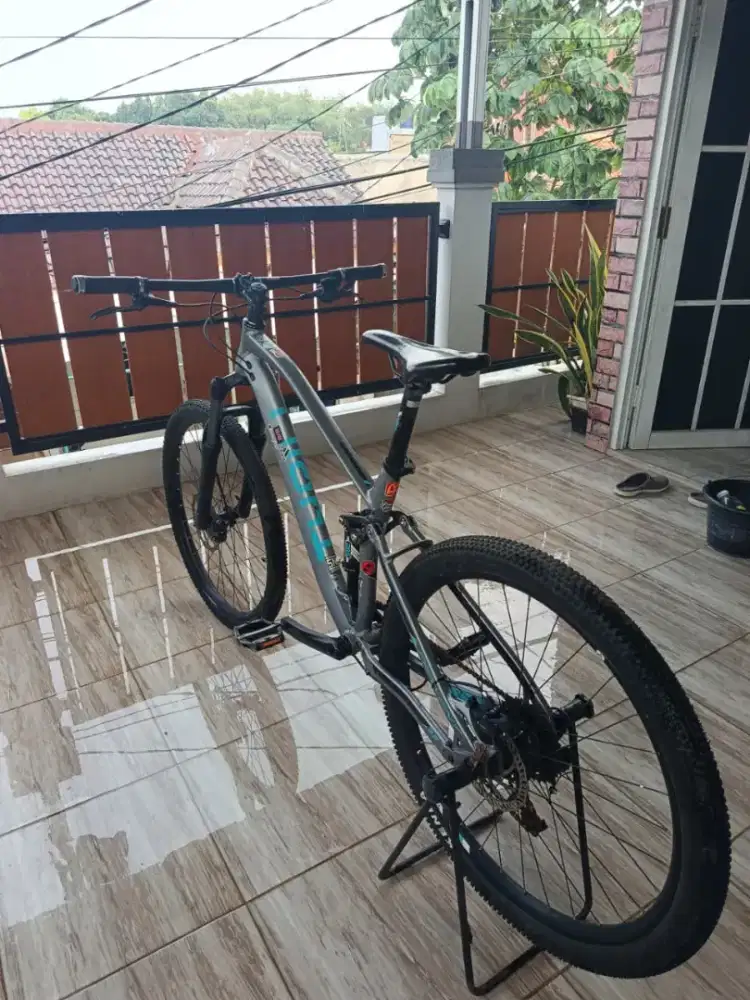 Sepeda Thrill Fervent 2.0