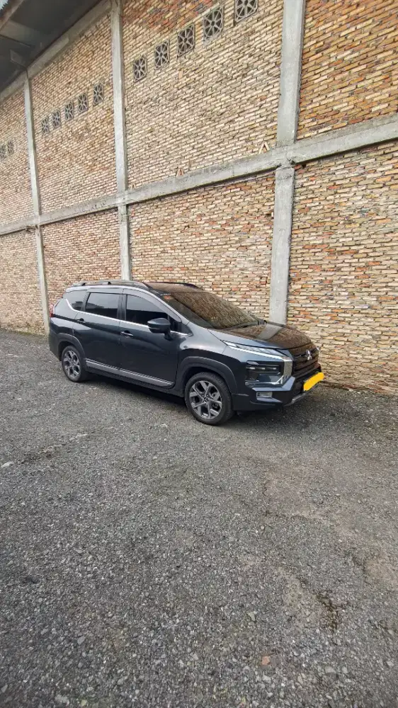 Mitsubishi Xpander Cross AT Premium Package