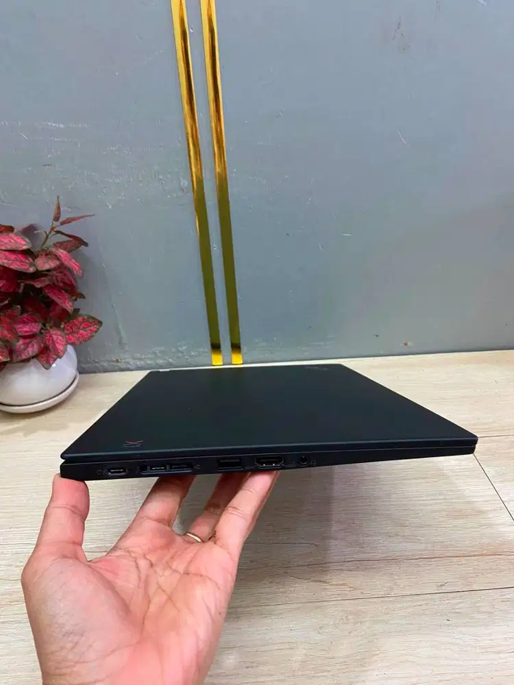 Lenovo Thinkpad x1 carbon core i5 ram 8gb sekolah kuliah ringan tipis