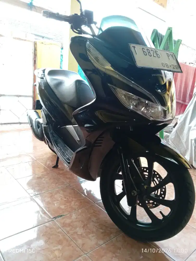 PCX CBS 2018 Hitam glossy