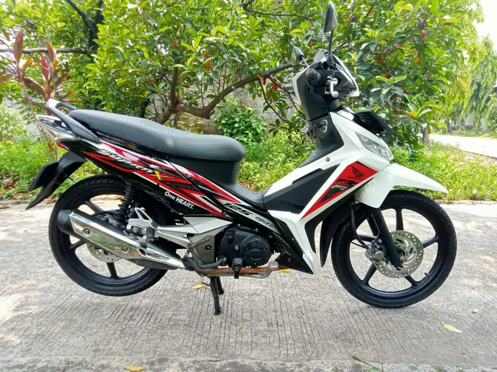 Honda Supra x 125 cw fi th 2015 pajak hidup