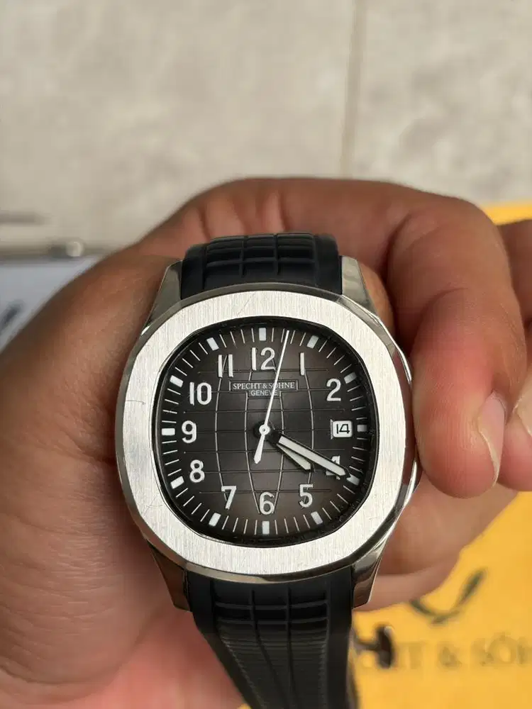 Jam specht & sohne geneve homage patek philippe aquanaut
