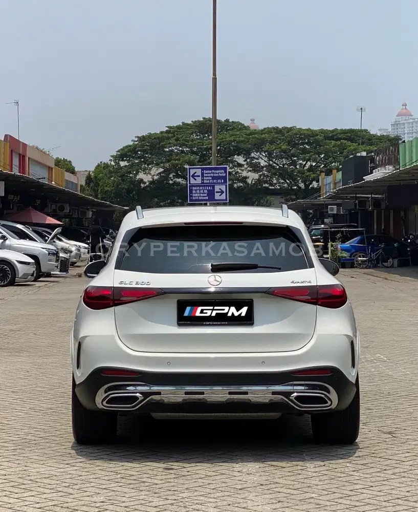 Mercedes Benz GLC300 AMG 2023/ 2024 KM 12rb ANTIK Mercy GLC300 GLC 300