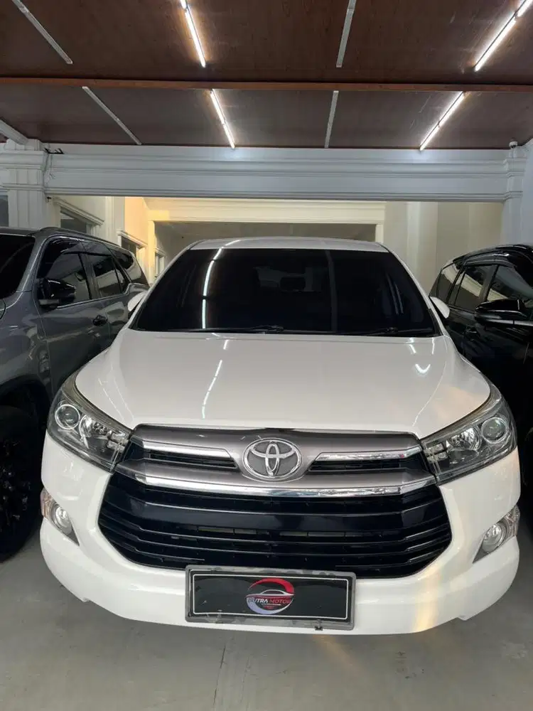 toyota innova reborn 2.4 v AT 2018