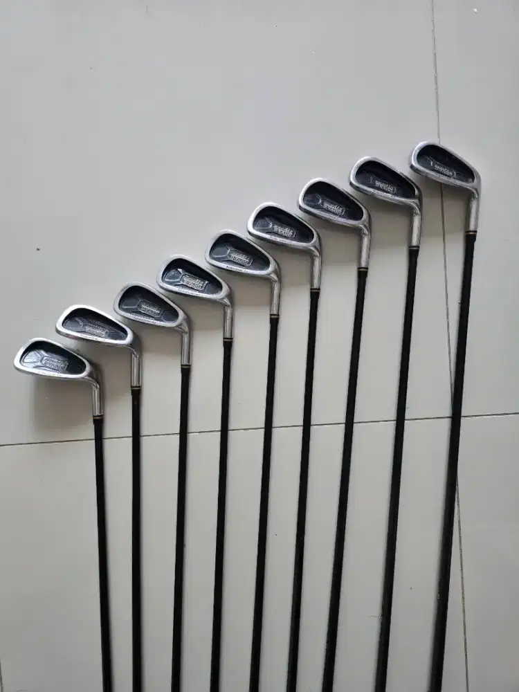 Set Stik Golf S Yard - Putter Taylor Made plus Bag Cleveland