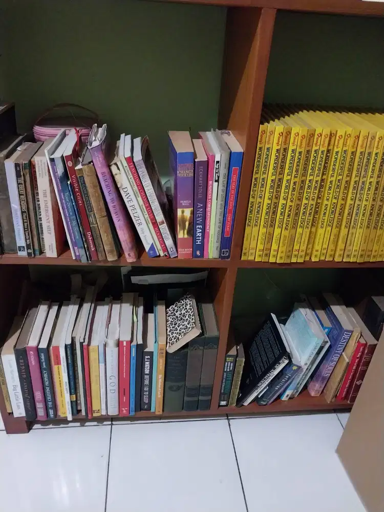Buku bahasa Inggris tema spiritual
