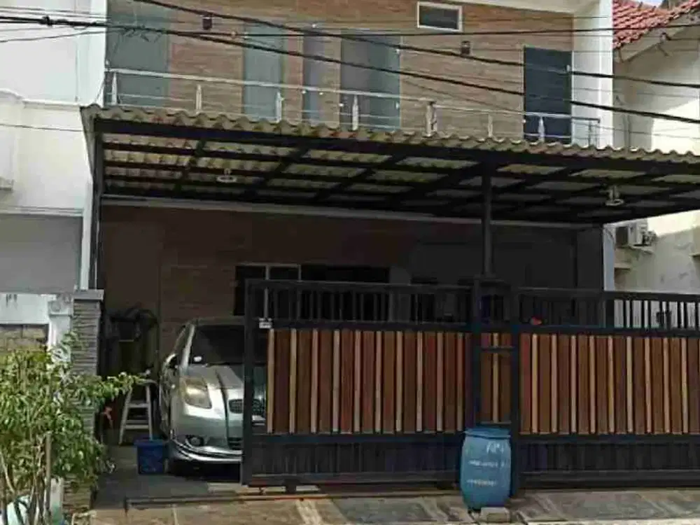 RUMAH 2 LANTAI SHM TAMAN SURYA JAKARTA BARAT LOKASI STRATEGIS BANGUNAN RAPI SIAP HUNI