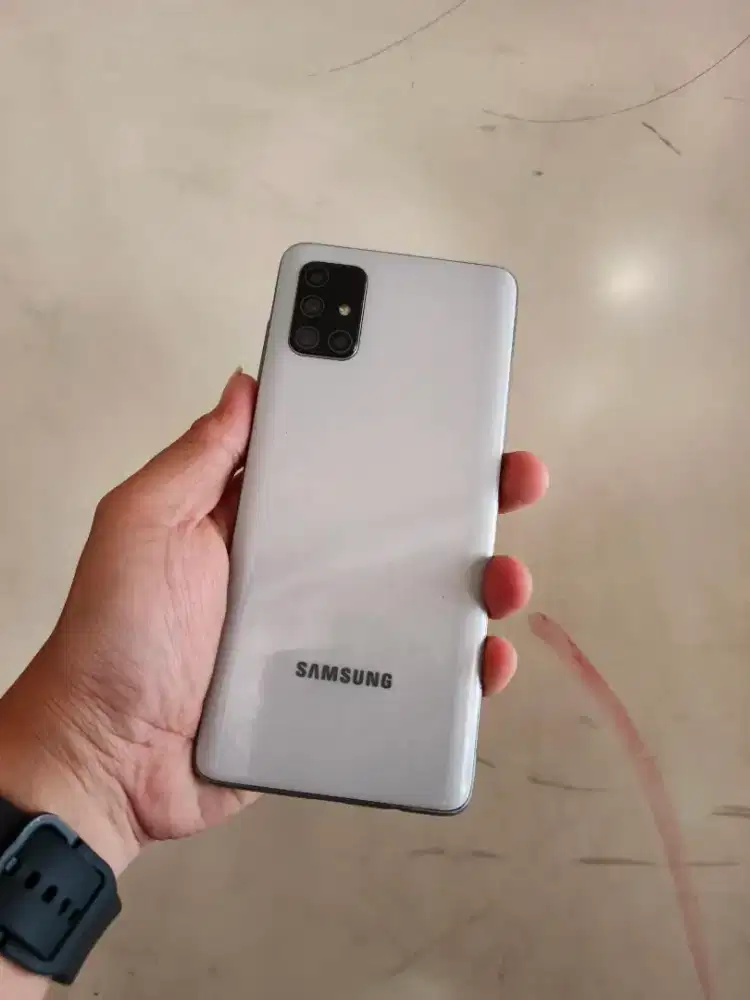 Samsung A71 8/128 GB