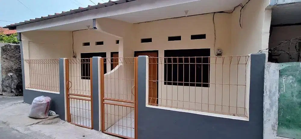 Kontrakkan Cijantung, Jakarta Timur