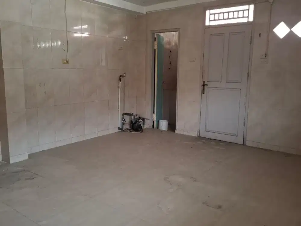 Dijual dan Disewakan Rumah Bagus Area Strategis Kenten Harga Nego