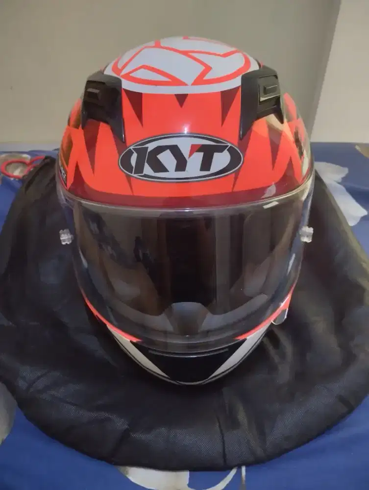 Helm KYT R10 Fullface
