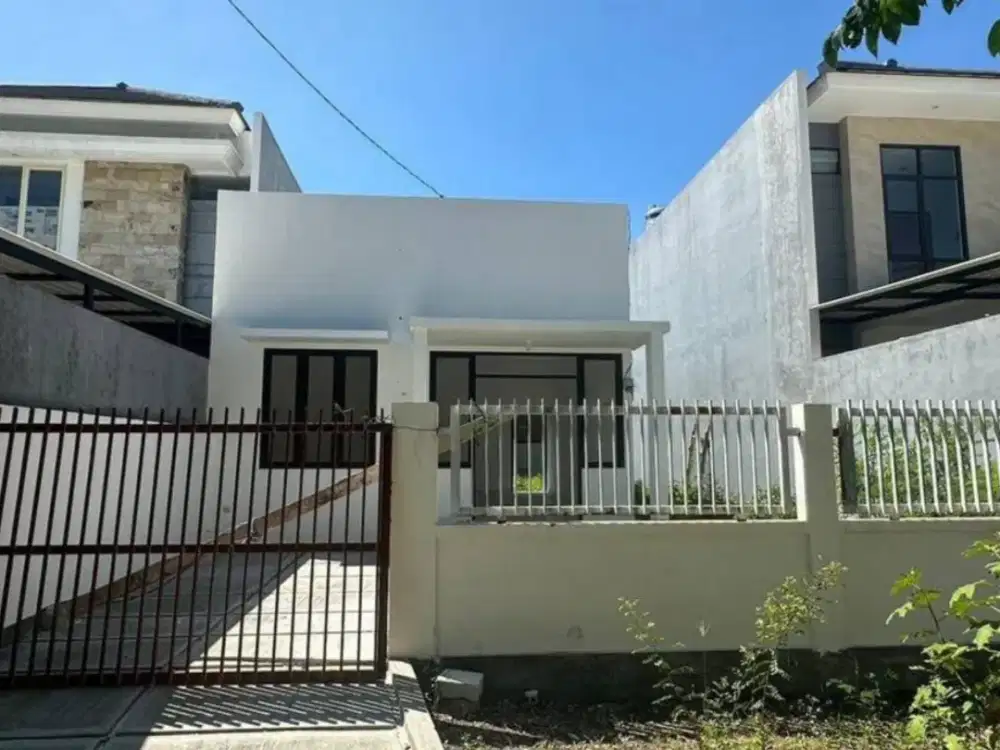 DIJUAL RUMAH HITUNG TANAH TENGGILIS MEJOYO  DEKAT KAMPUS UBAYA COCOK BUAT KOS2AN