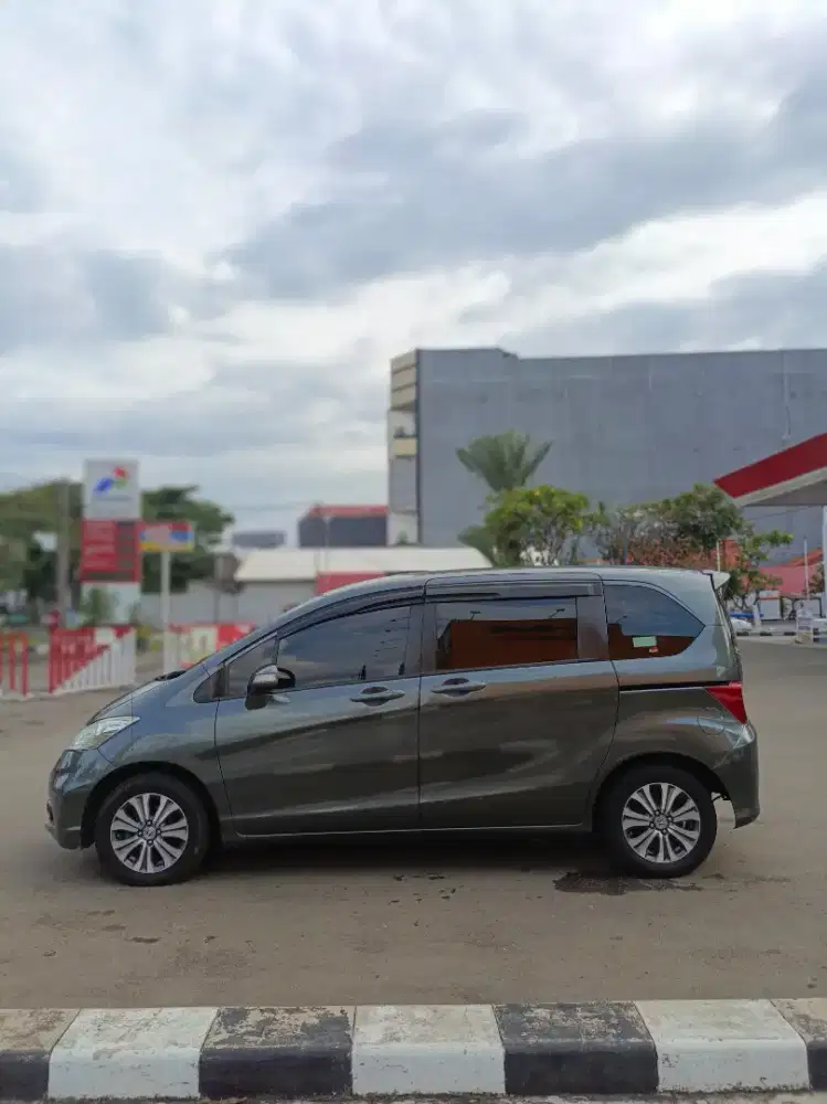 Honda Freed 2013 PSD