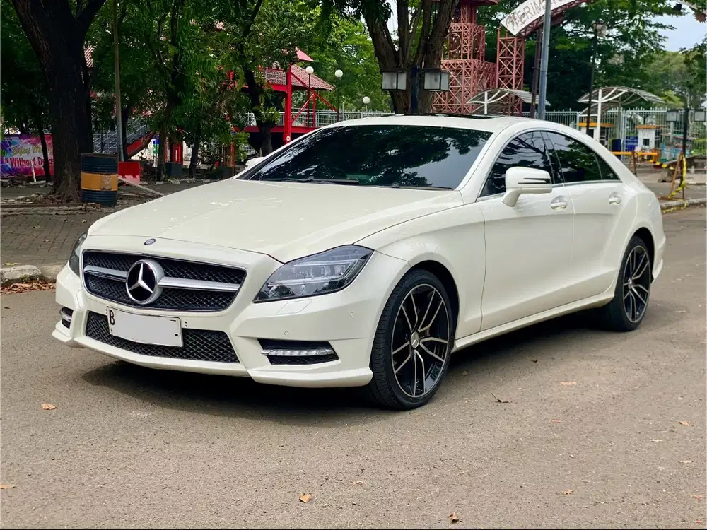 MERCEDES BENZ CLS350 AT 2013 PUTIH