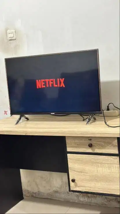 AKARI Smart Android TV 32 inci AT-32AS2