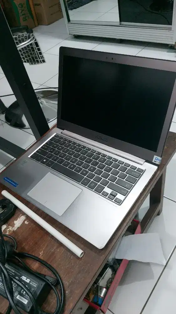 LAPTOP ASUS - CORE I7 5500 - HD 5500 - 8/128