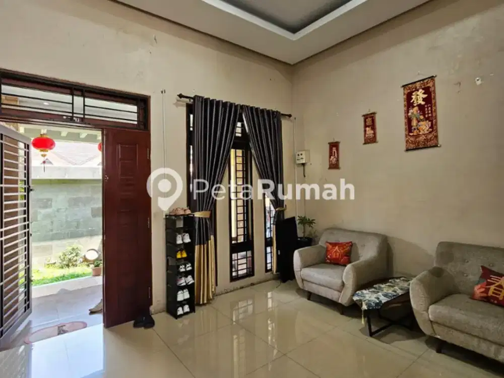 DIJUAL RUMAH SEMI VILLA FULL FURNISHED KOMPLEK WARTAWAN - DAERAH KRAKATAU & CEMARA (vincent)