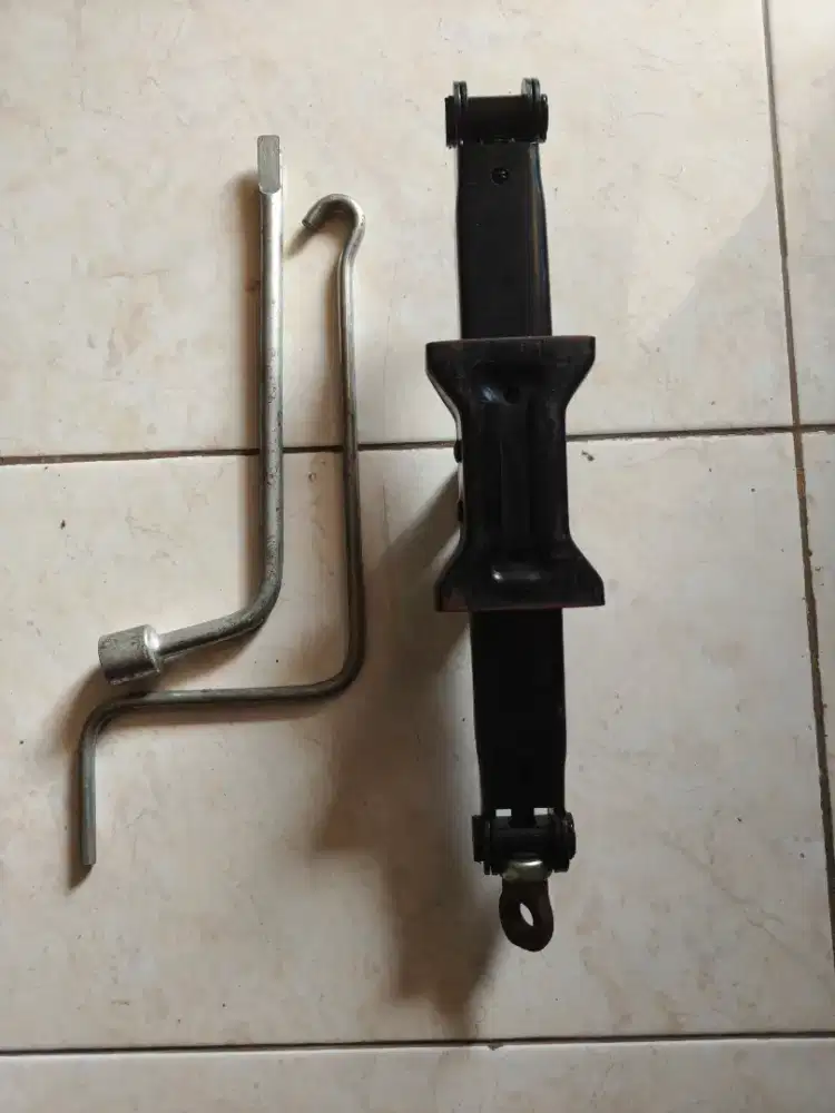 Dongkrak ORI Toyota 1100 kg