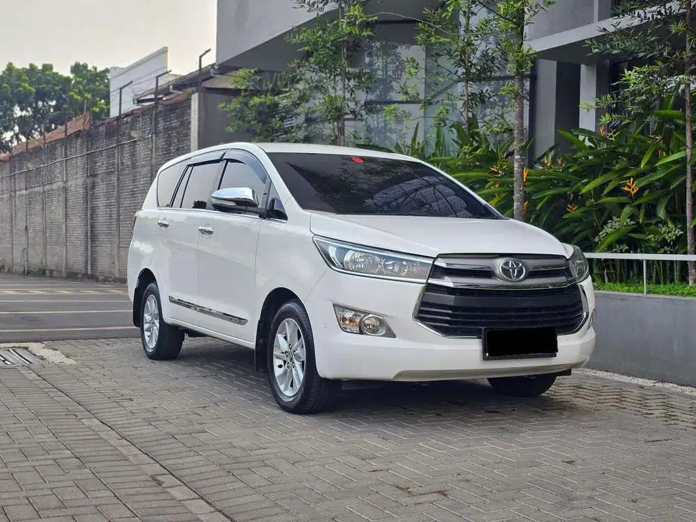 Toyota Innova V Diesel Matic 2017 Low KM