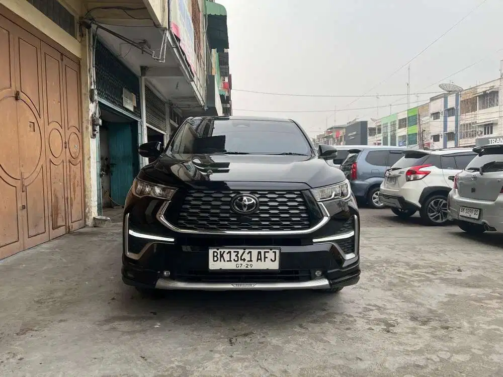 Toyota Kijang Innova zenix Q modelista hybrid TSS 2024
